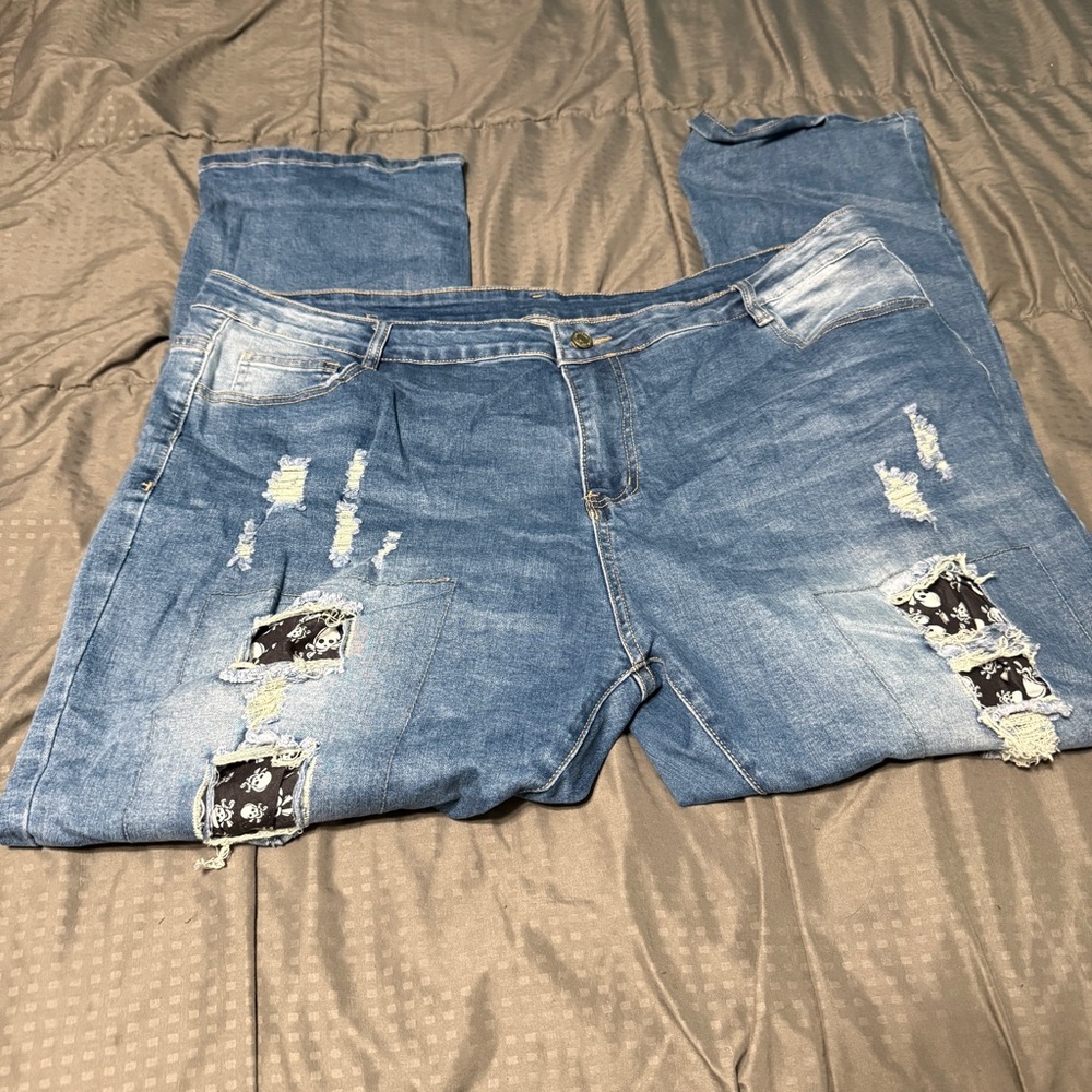 Unbranded Jeans Skull Distressed Ripped Size 5x Equivalent Of Us Size 2/3x 22
